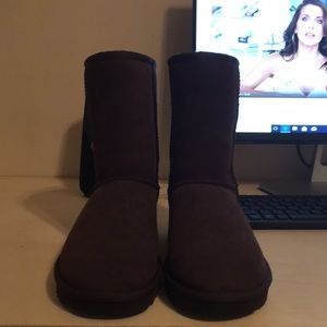 Ugg Classic II Short Boots
